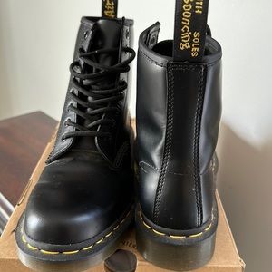 Like new!!! Only worn twice.